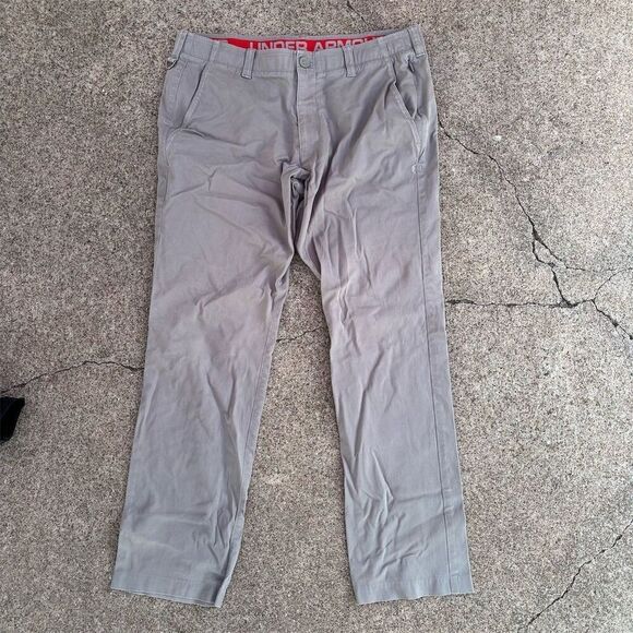 Under Armour Men's Gray Chino Golf Pants Size 40 Relaxed Fit 34 Inseam - Picture 1 of 8